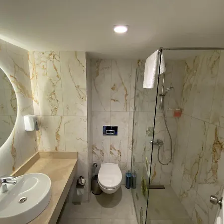 Marina Otel 3*