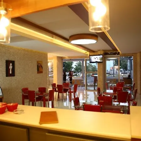Marina Otel 3*
